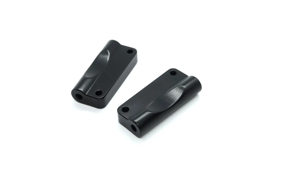 Xx4 Aluminum Rear Arm Pivots (3° Toe, 0° Anti-Squat) 1