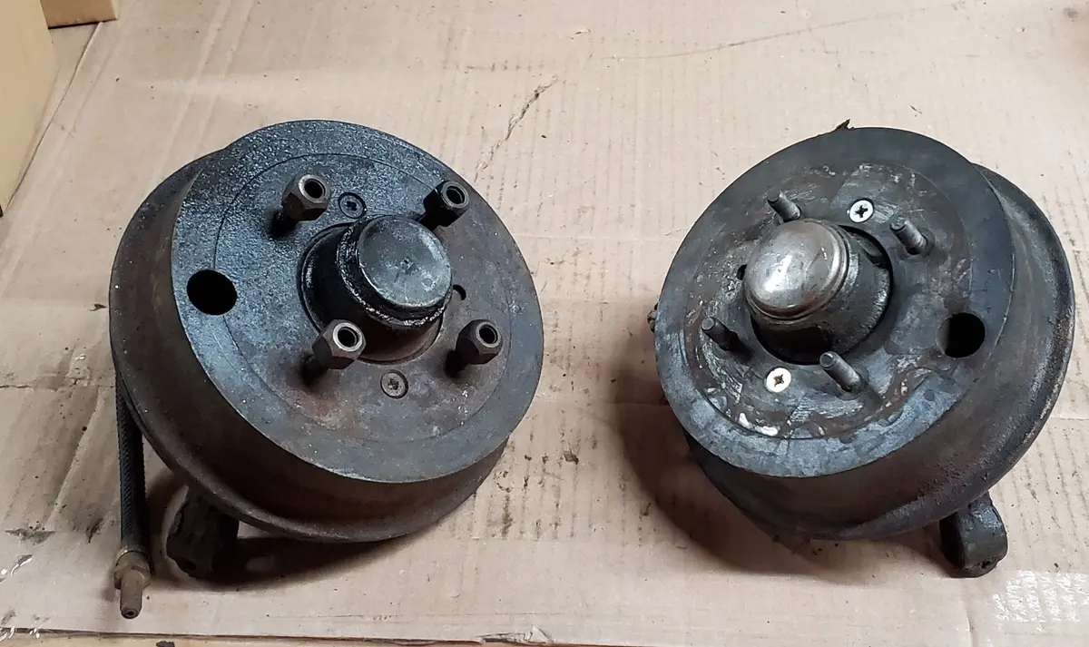 Used Bugeye Front Drum Loaded Spindles (Sold As A Pair) 1