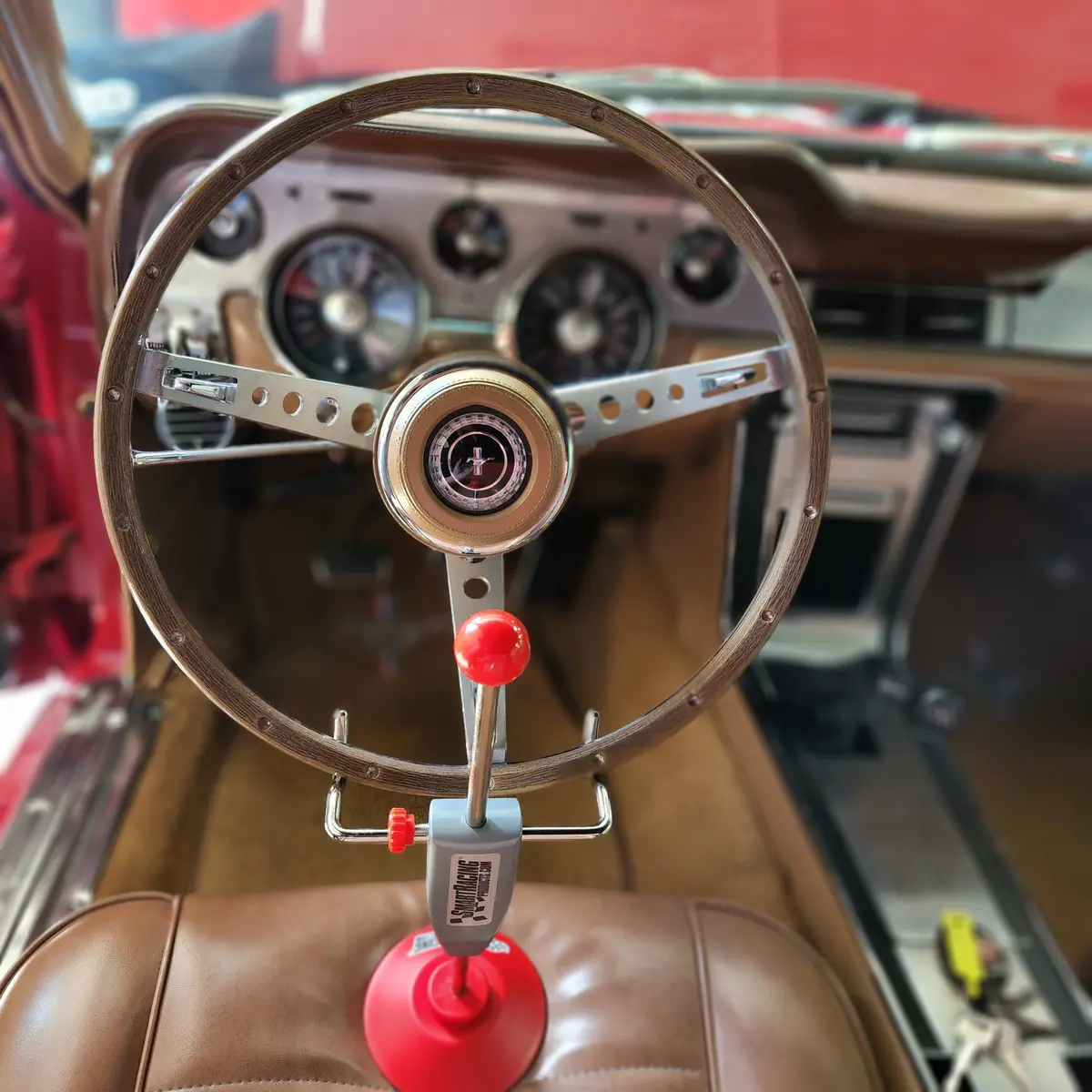 Steering Wheel Holder 1