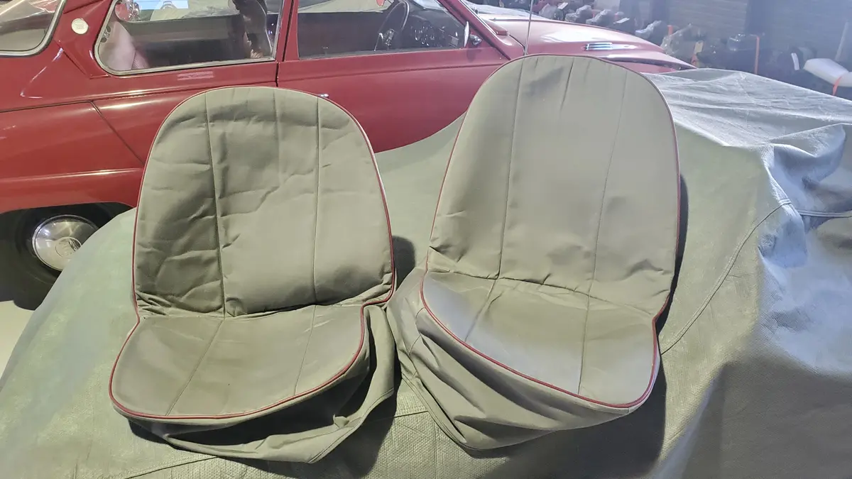 Custom Zip-Back Protective Seat Covers, Used (Gray With Red Piping) (Bugeye Thru 1962) 1