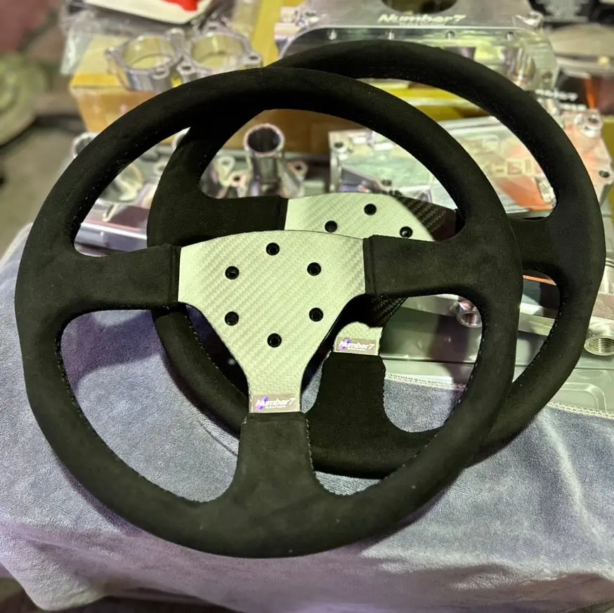 ドライカーボンステアリング ホーンボタン無し 34Φ（340㎜） Dry Carbon Steering Wheel Without Horn Button 34Φ（340㎜） 1