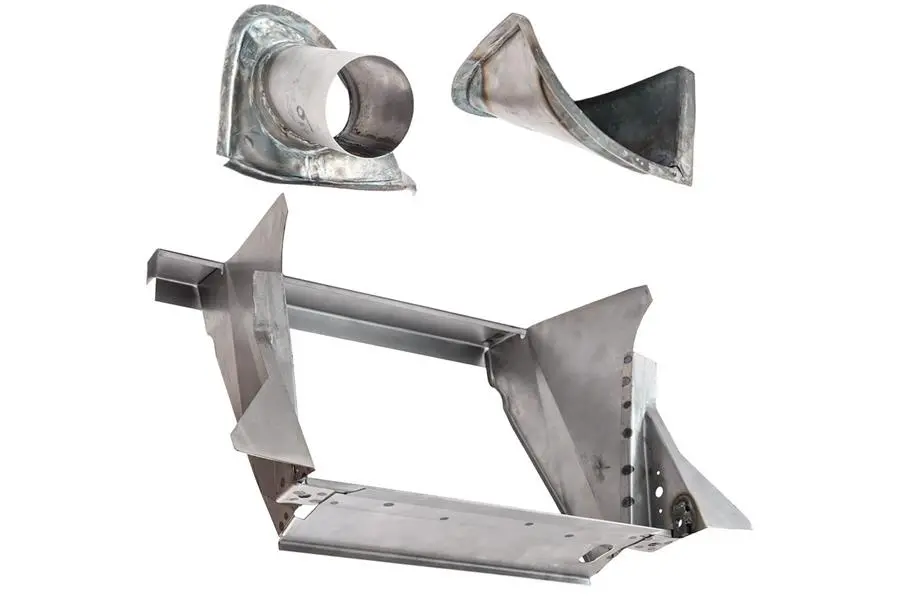 Inner Bonnet Air Deflector/Radiator Shroud Kit 1