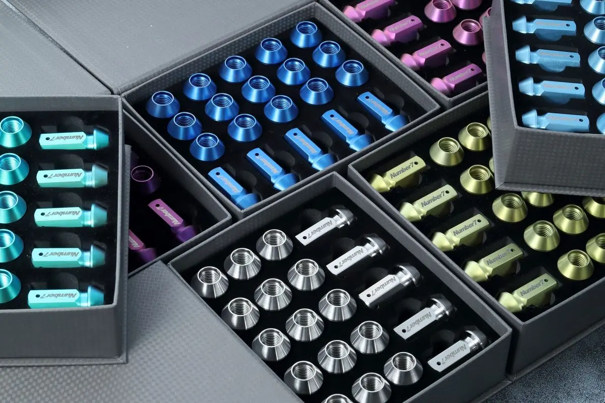 64 Titanium Gr5 Racing Nut M12 P1.25 P1.5　64チタンgr5レーシングナットp1.25/P1.5 1
