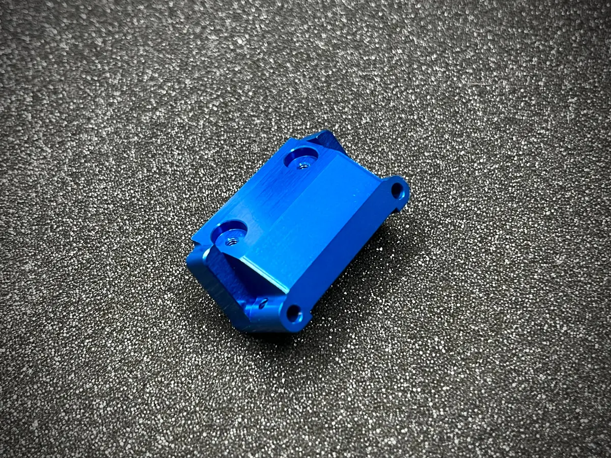 Rc10 B2 / B3 / T3 Aluminum Front Bulkhead 2