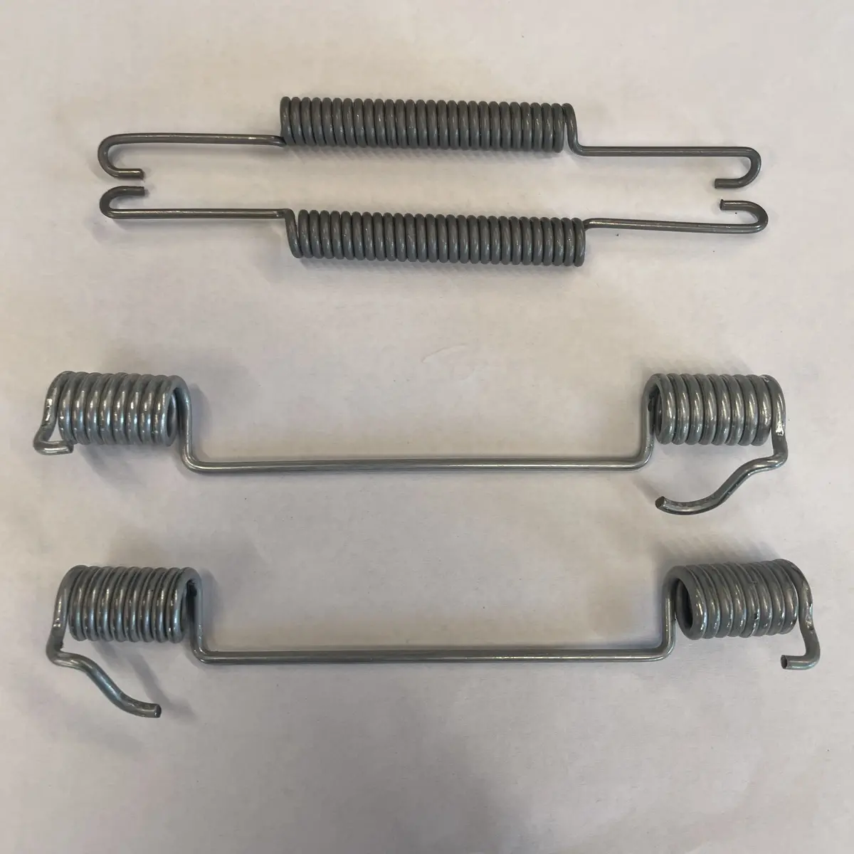 Late Rear Drum Brake Return Spring Kit 1