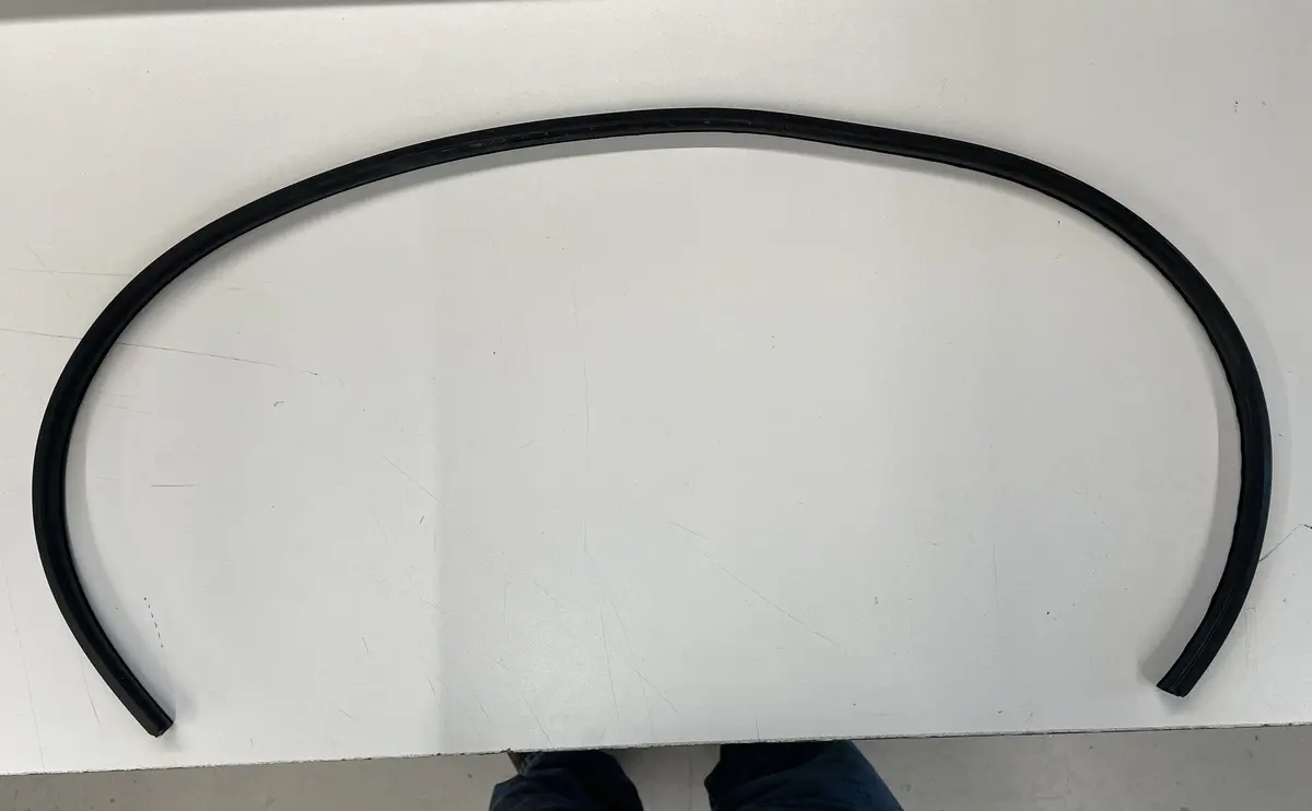 Early 58 Nine Stud Windshield To Body Gasket 1