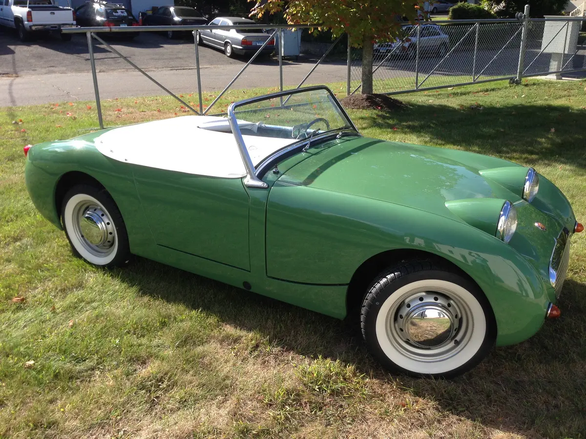 Bugeye Sprite Long Tonneau, Deluxe Supple Vinyl 2