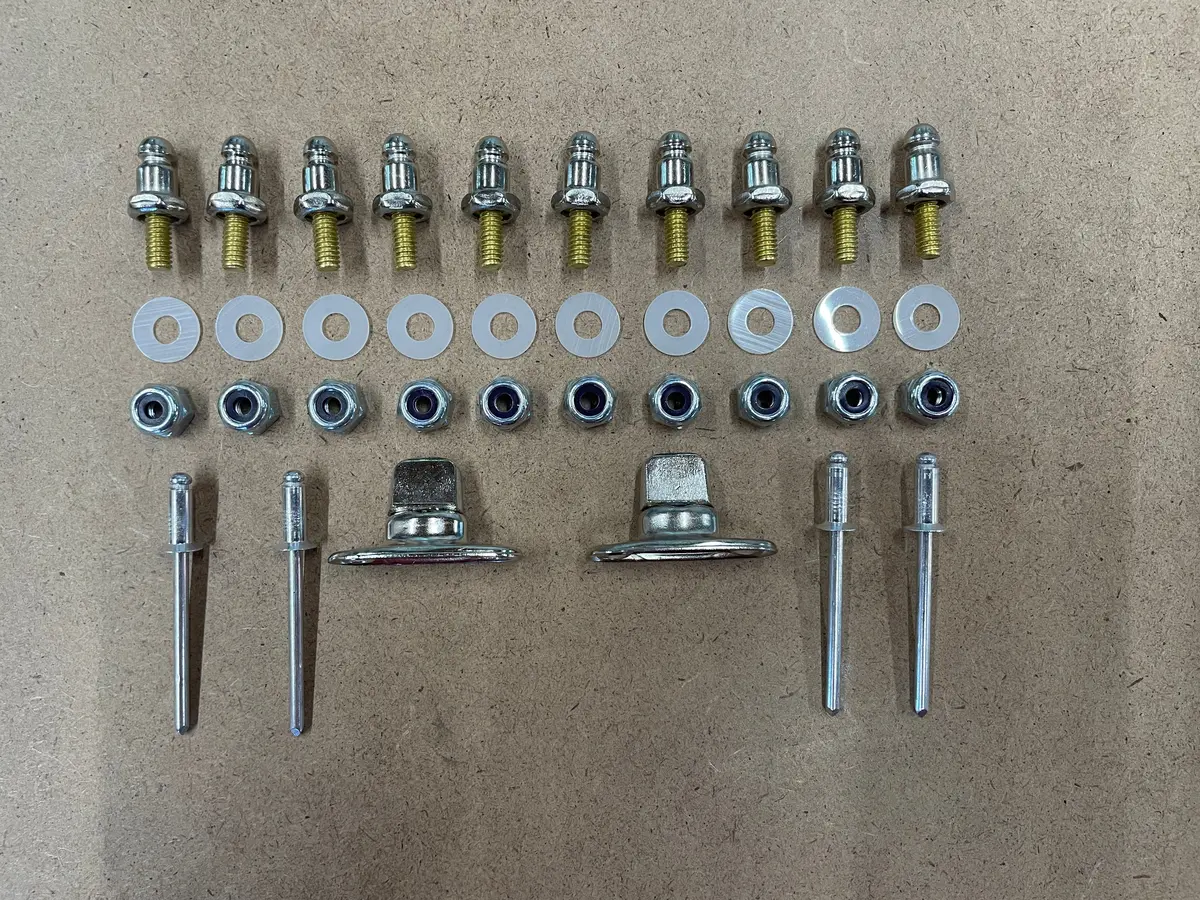 Male Short Tonneau Lift Dot And Twist Fitting Kit, Body Mounting 1