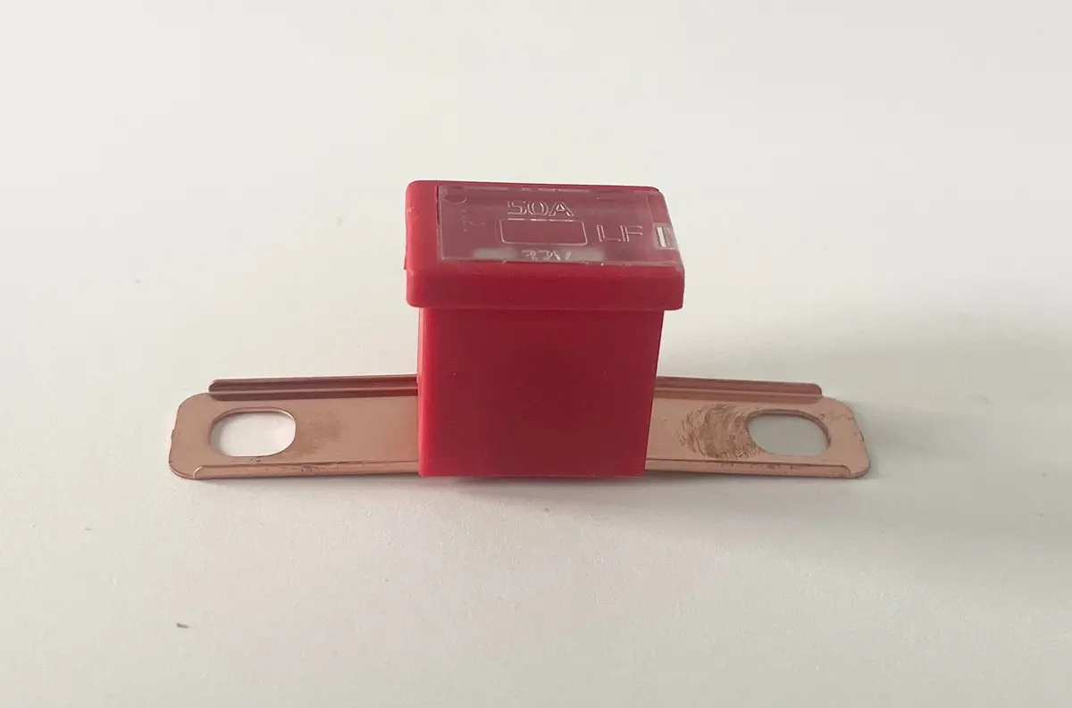 Dummy Regulator Fuse (All Spridgets) 1