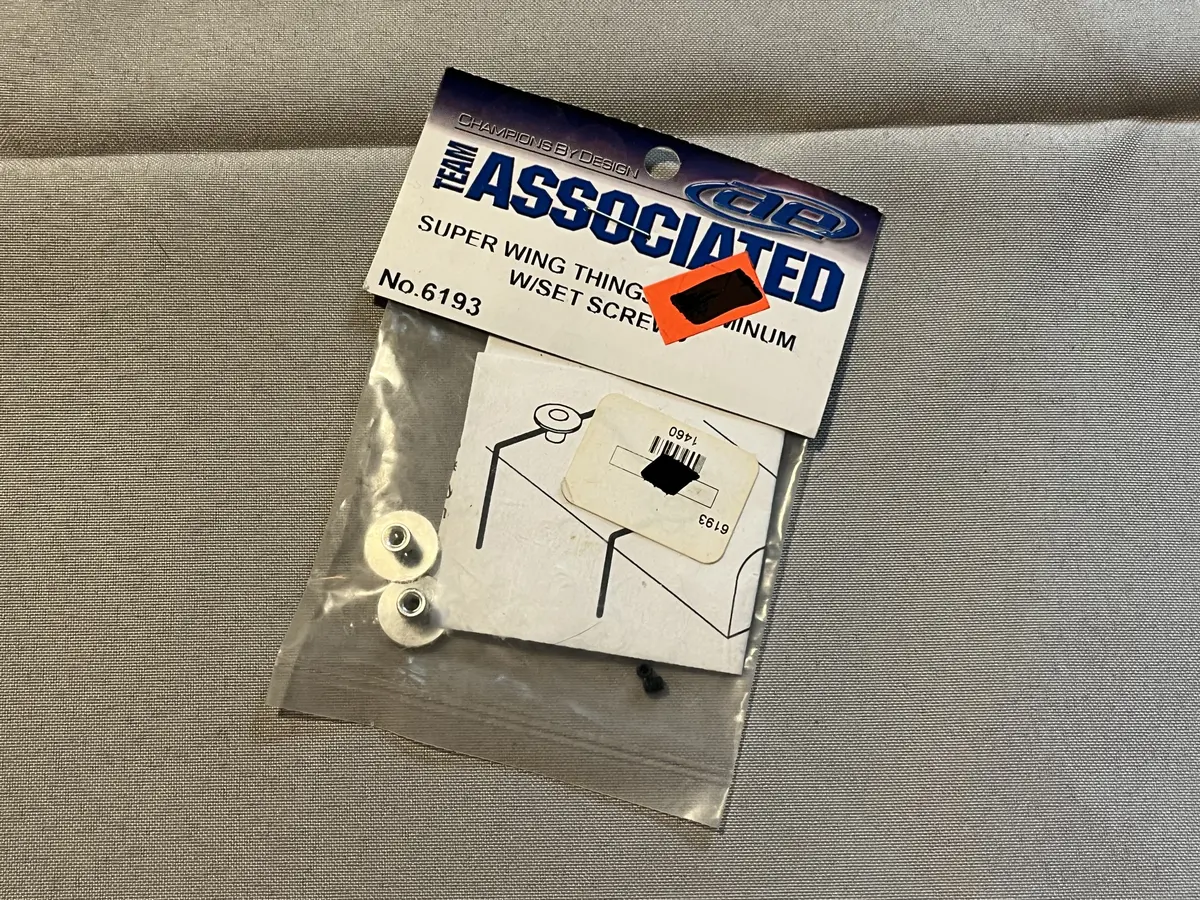 Team Associated 6193 Super Wing Things Aluminum With Set Screws 1