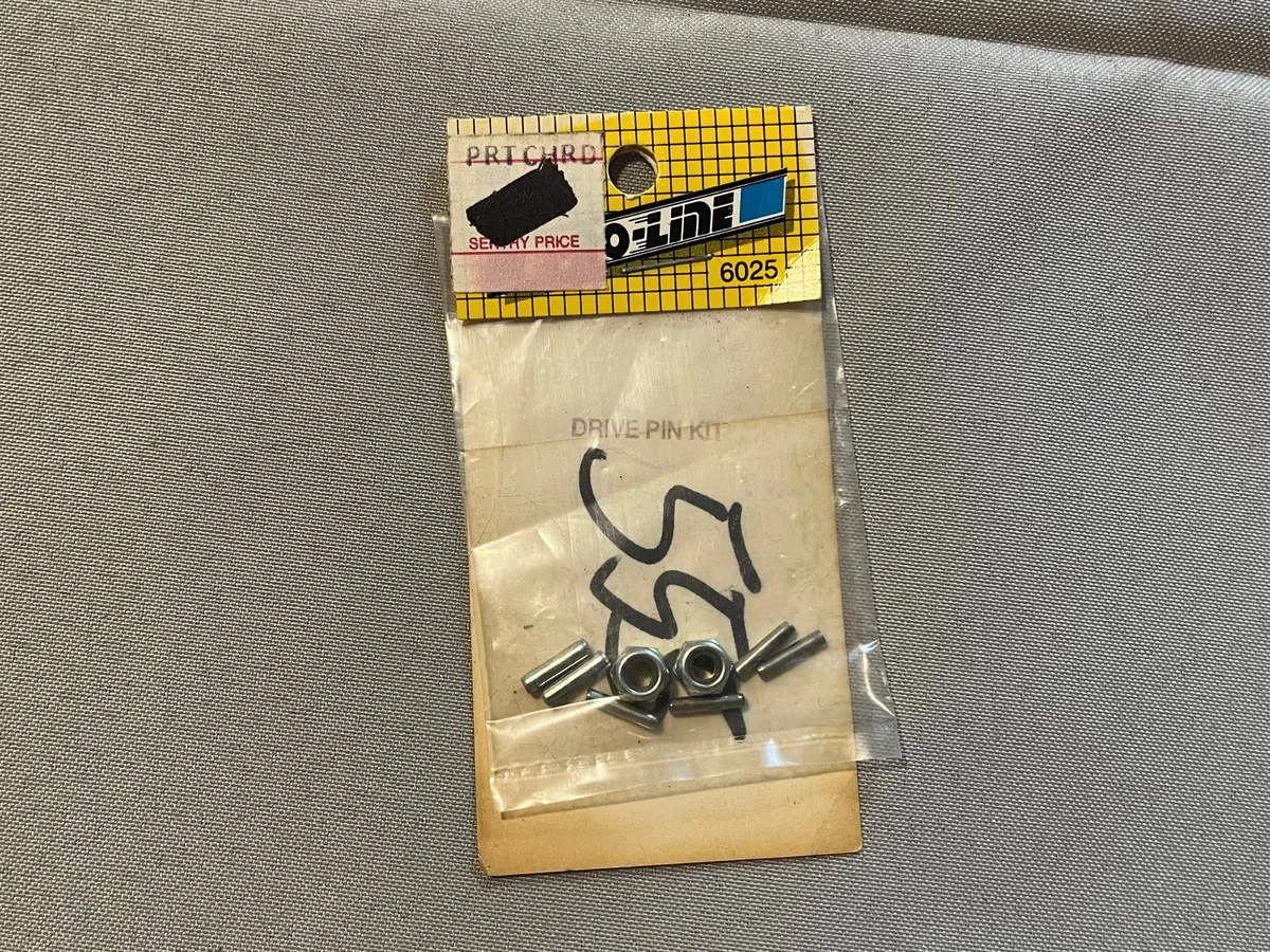 Pro-Line 6025 Drive Pin Kit 1