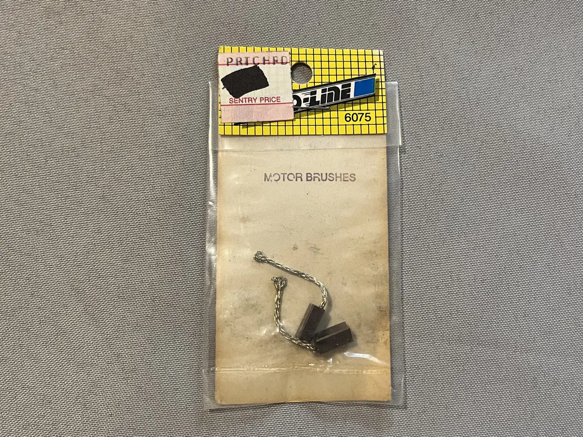 Pro-Line 6075 Motor Brushes 1