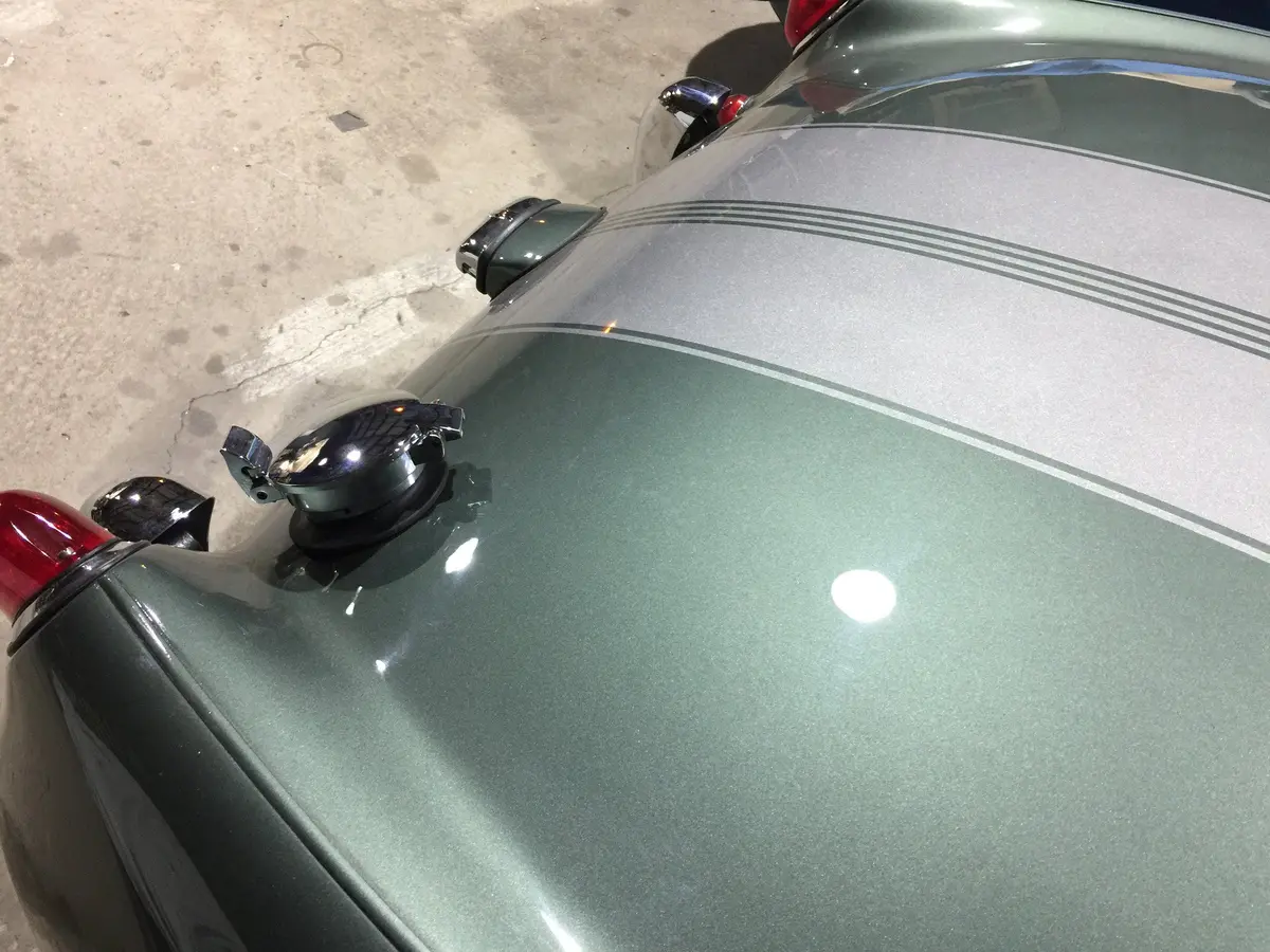 Flip Up Racing Fuel Cap Bugeye (Thru '69) 1