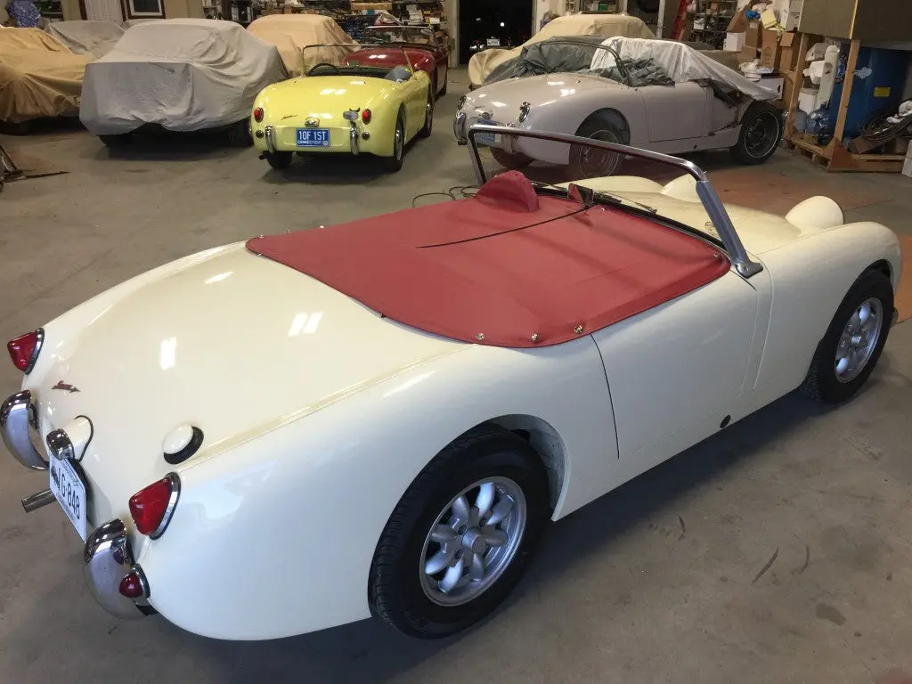 Bugeye Sprite Long Tonneau, Deluxe Supple Vinyl 1