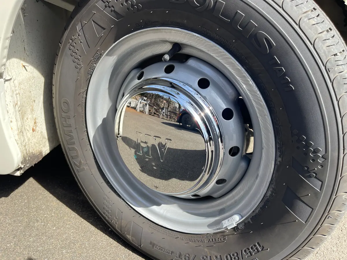 "Ah" Reproduction Original Bugeye Sprite Hub Cap 1