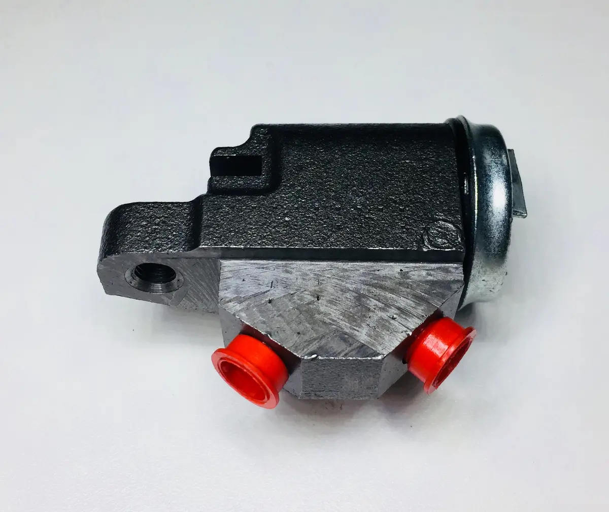 Premium Front Right Wheel Cylinder (Sold Individually) 1