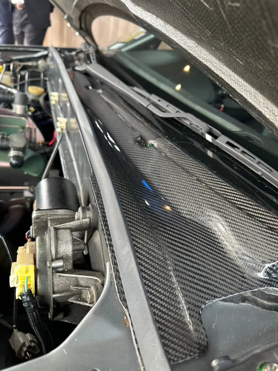 R32用カーボン カウルトップ　Carbon Cowl Top For R32 1