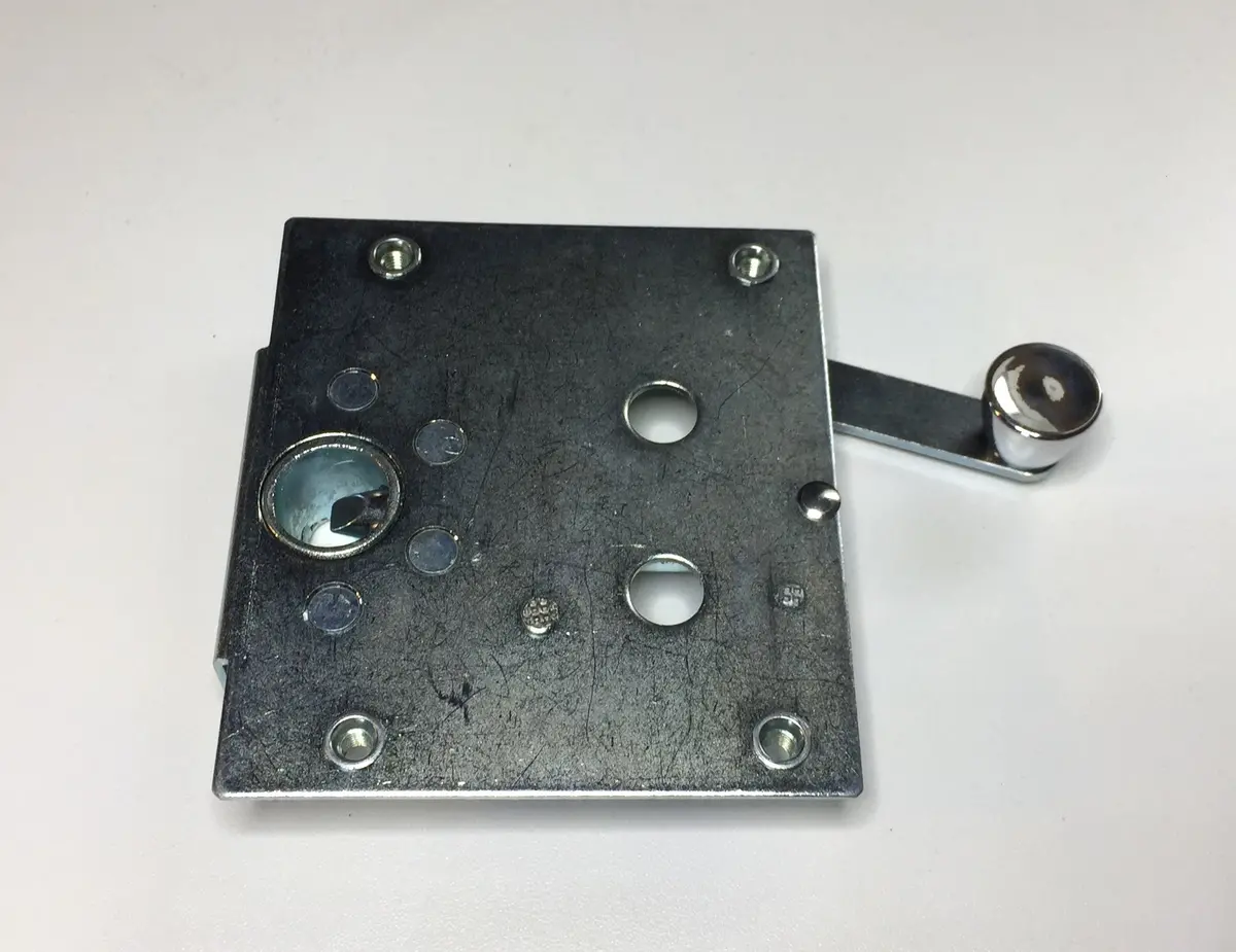 Left Side Door Latch (Bugeye Thru '63) 1