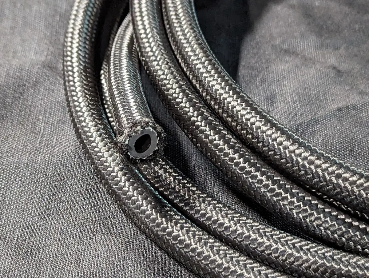 Nylon Stainless Steel Braided Hose　ナイロンステンレス編組ホース 1