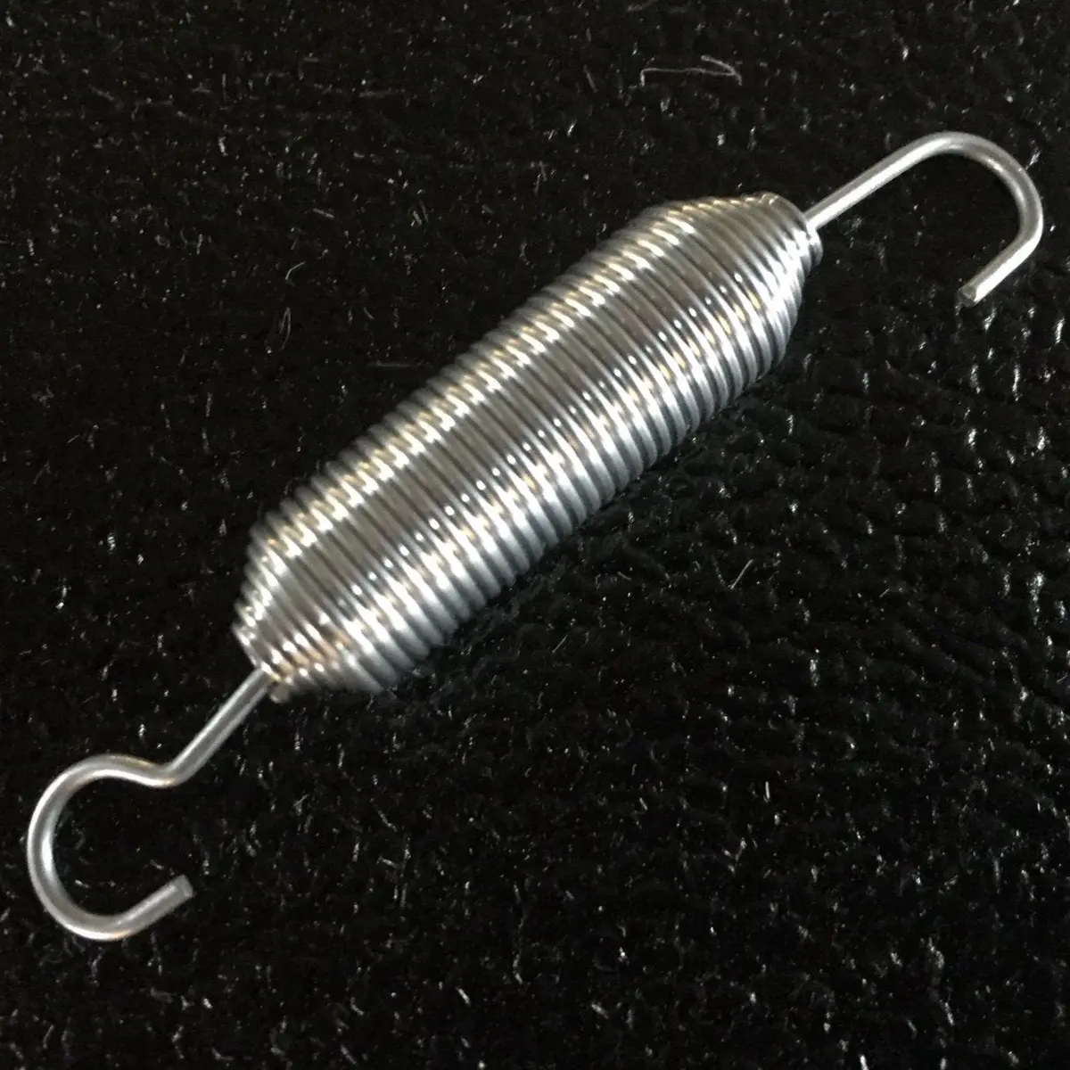 Carb Throttle Return Spring (H1 & Hs2) 1