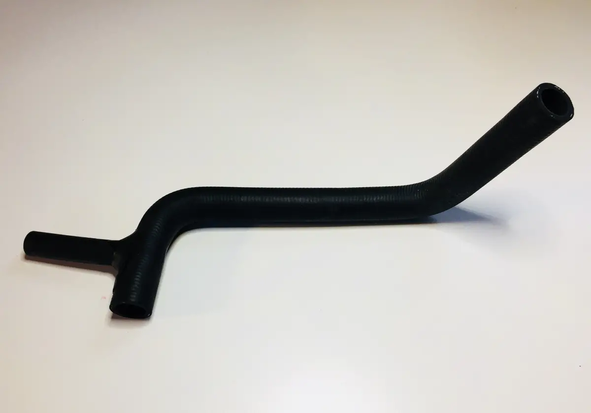 Lower Radiator Hose (948-1275 Engines) 1