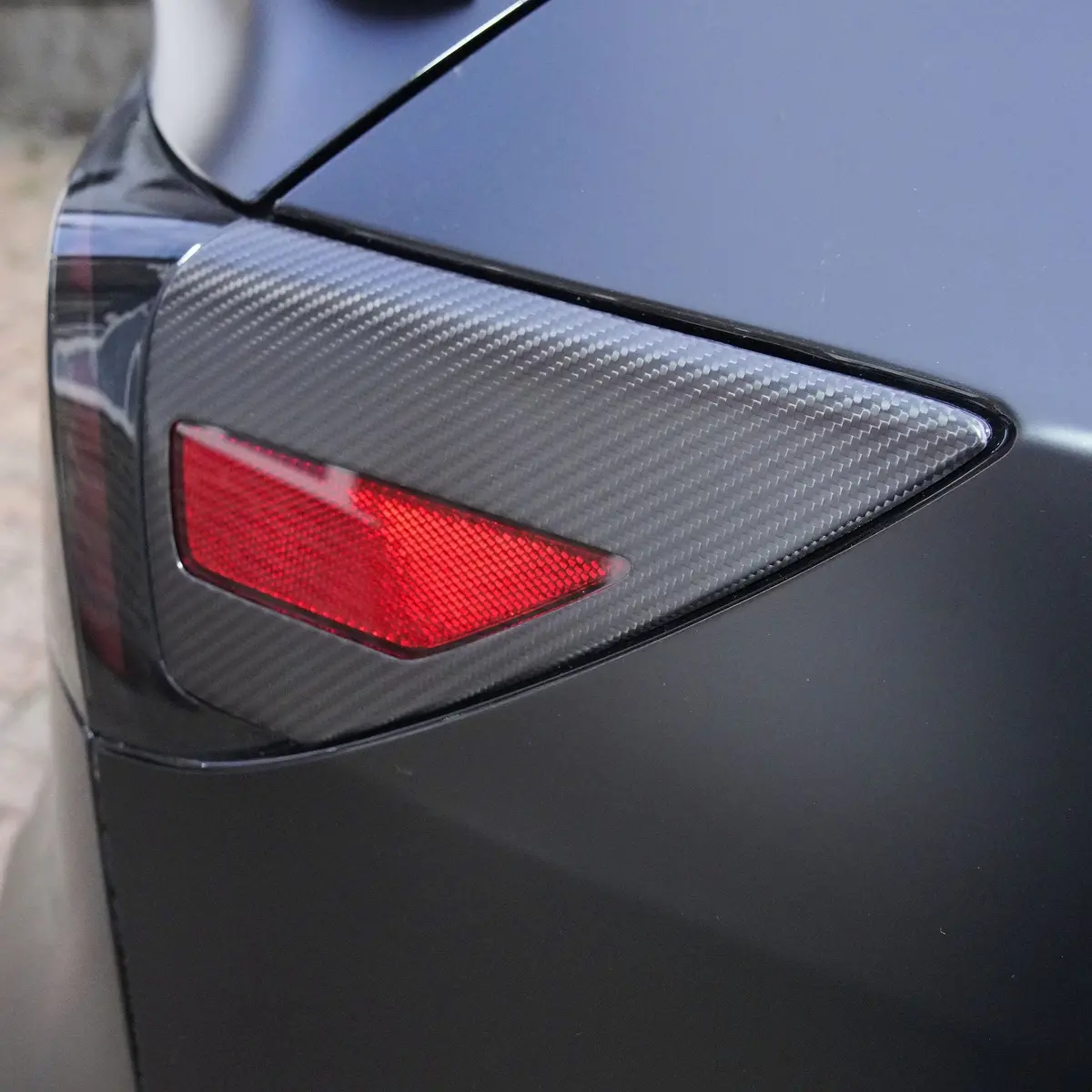 Real Molded Matte Carbon Fiber Tail Light Side Overlay Covers Set For Tesla Model Y 2020-2026 1