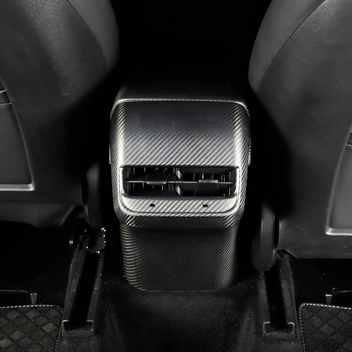 Real Molded Matte Carbon Fiber Backseat Ac Vent Overlay Cover Usb-C V2 For Tesla Model Y 2020-2026 1
