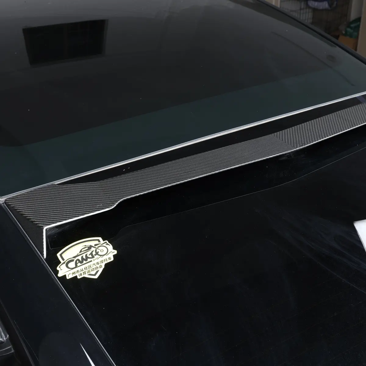 Real Molded Gloss Carbon Fiber Rear Roof Spoiler Wing For Tesla Model Y Juniper 2025-2026 1