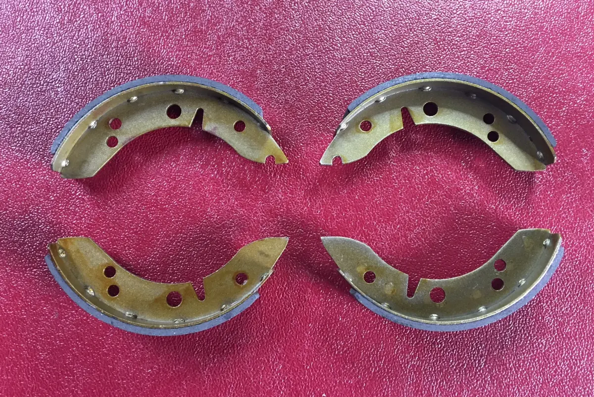 Rear Brake Shoes - Early 1